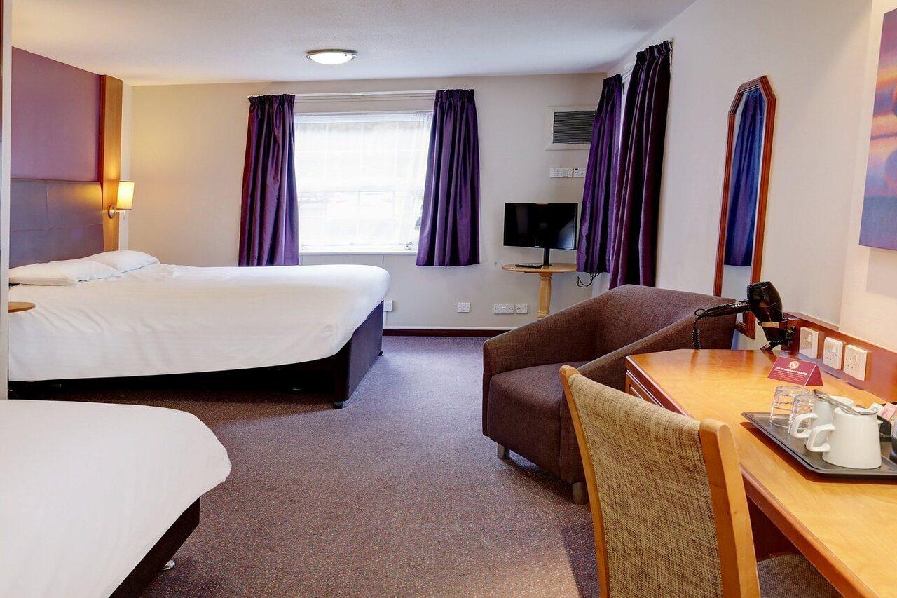 Plaza Chorley; Sure Hotel Collection By Best Western Chorley  Extérieur photo
