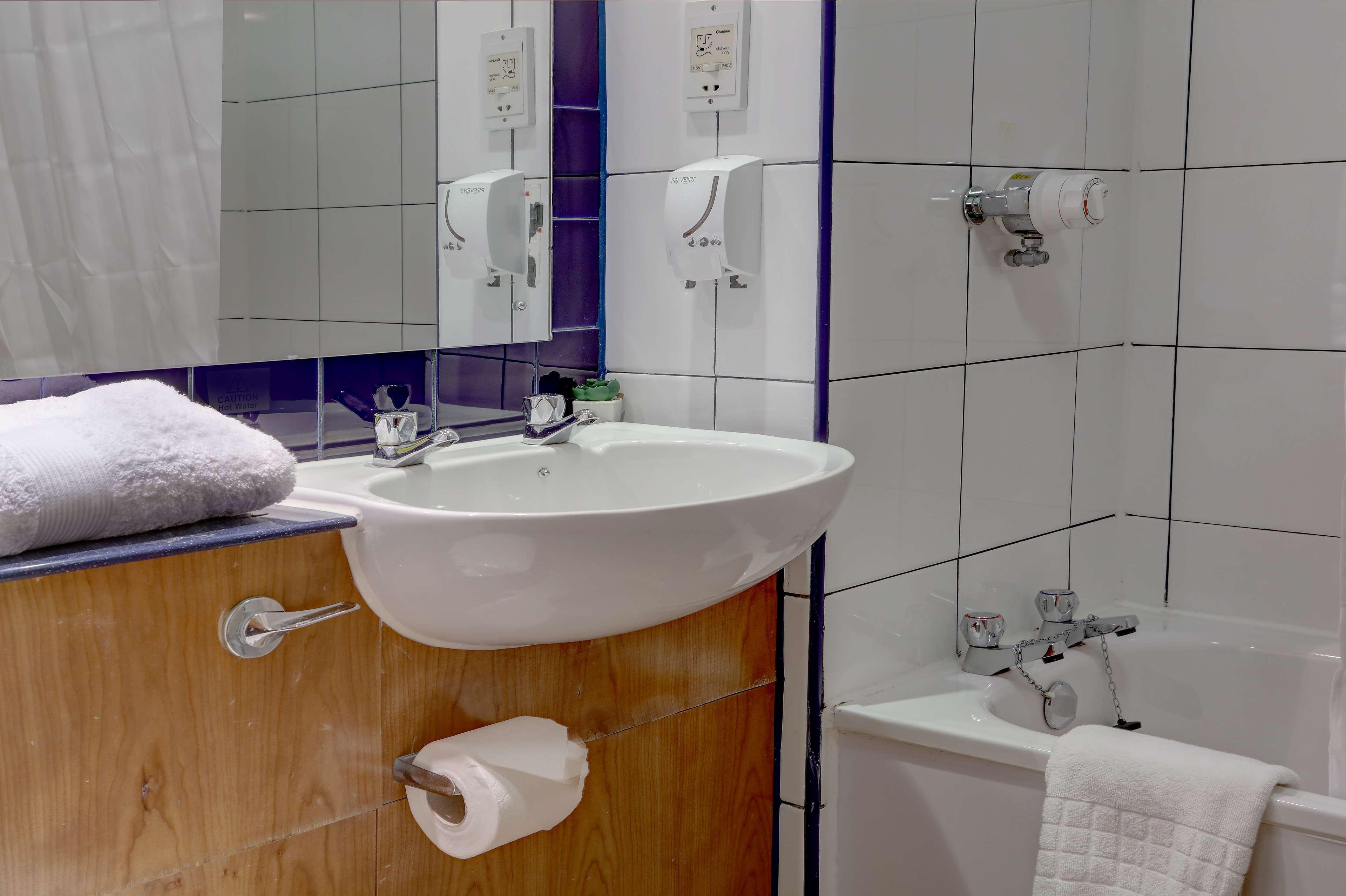 Plaza Chorley; Sure Hotel Collection By Best Western Chorley  Extérieur photo