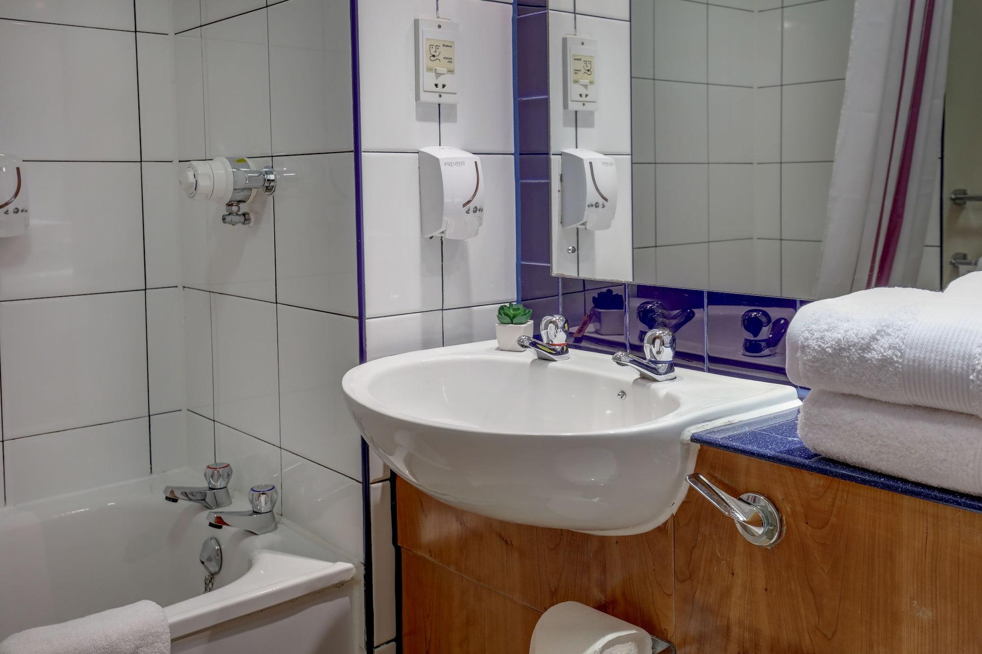 Plaza Chorley; Sure Hotel Collection By Best Western Chorley  Extérieur photo